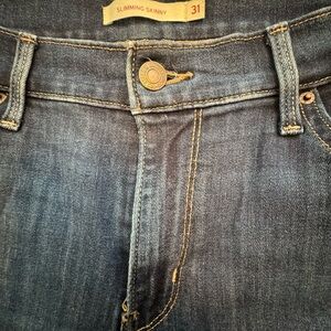 Levi’s Slimming Skinny Blue Jeans